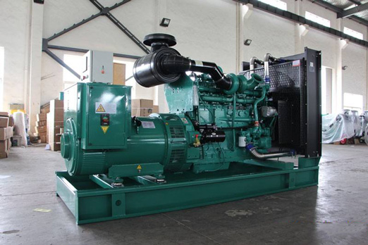 满城320kw康明斯柴油发电车出租组图片 满城320kw康明斯柴油发电车出租组图片